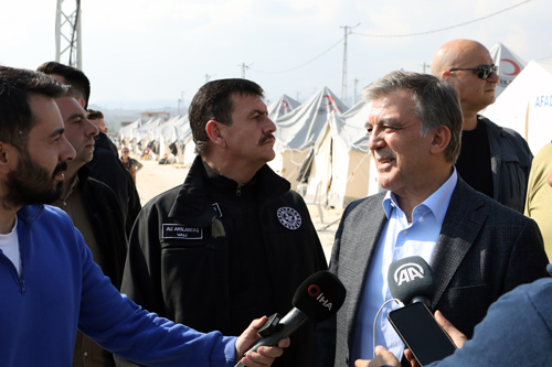 11. Cumhurbaşkanı Abdullah Gül, Hatay’da Deprem Bölgelerini Ziyaret Etti